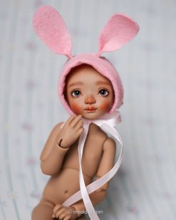 EVENT DOLL - Truffle Tali in Pink Hat
