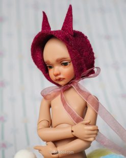 EVENT DOLL - Caramel Nell In Red Hat